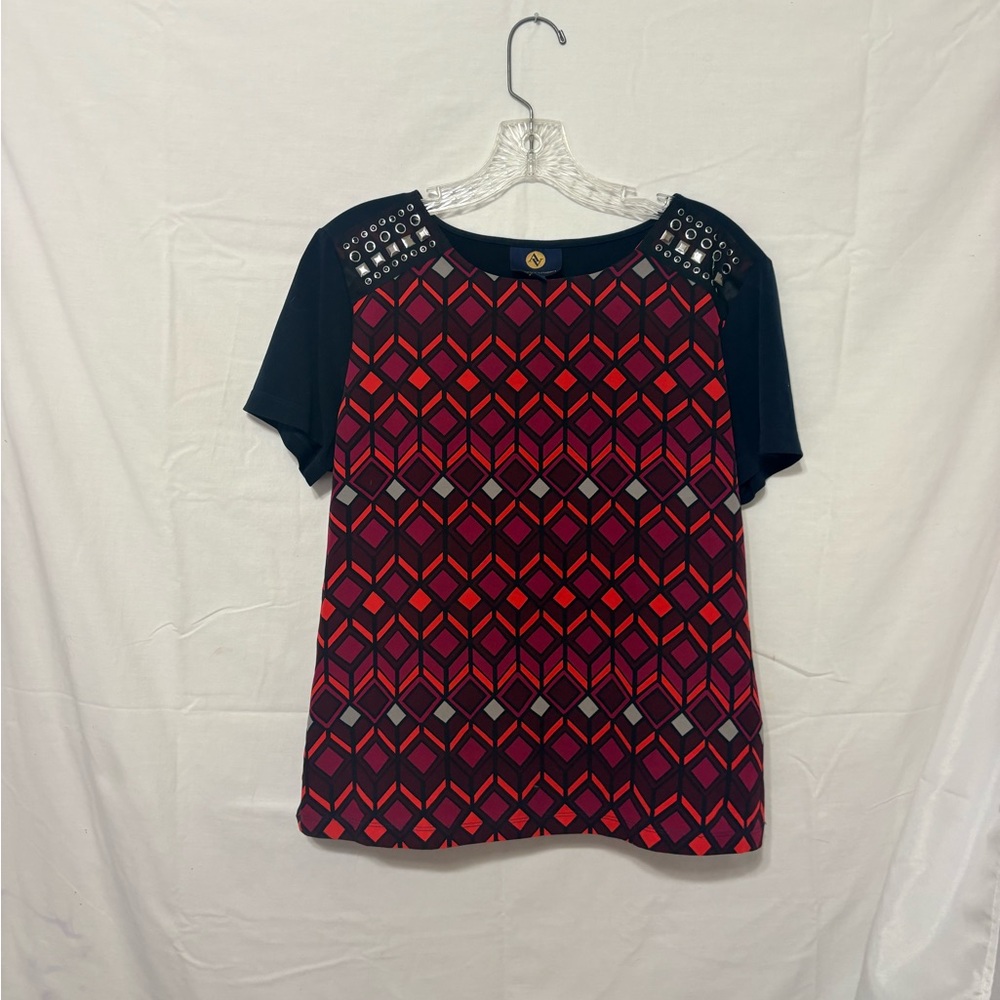 Adrienne Vittadini Red and Black Patterned Short Sleeve Top